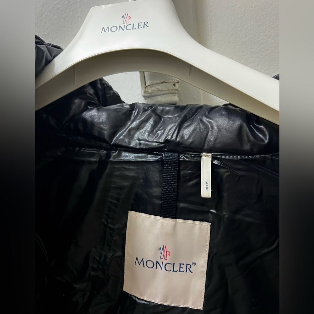 Moncler Rhin Hooded Quilted Down black Puffer Jacket- SIZE 5 - Picture 10 of 15